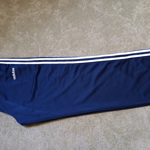 Adidas track pants with front pockets (used) - Picture 1 of 5